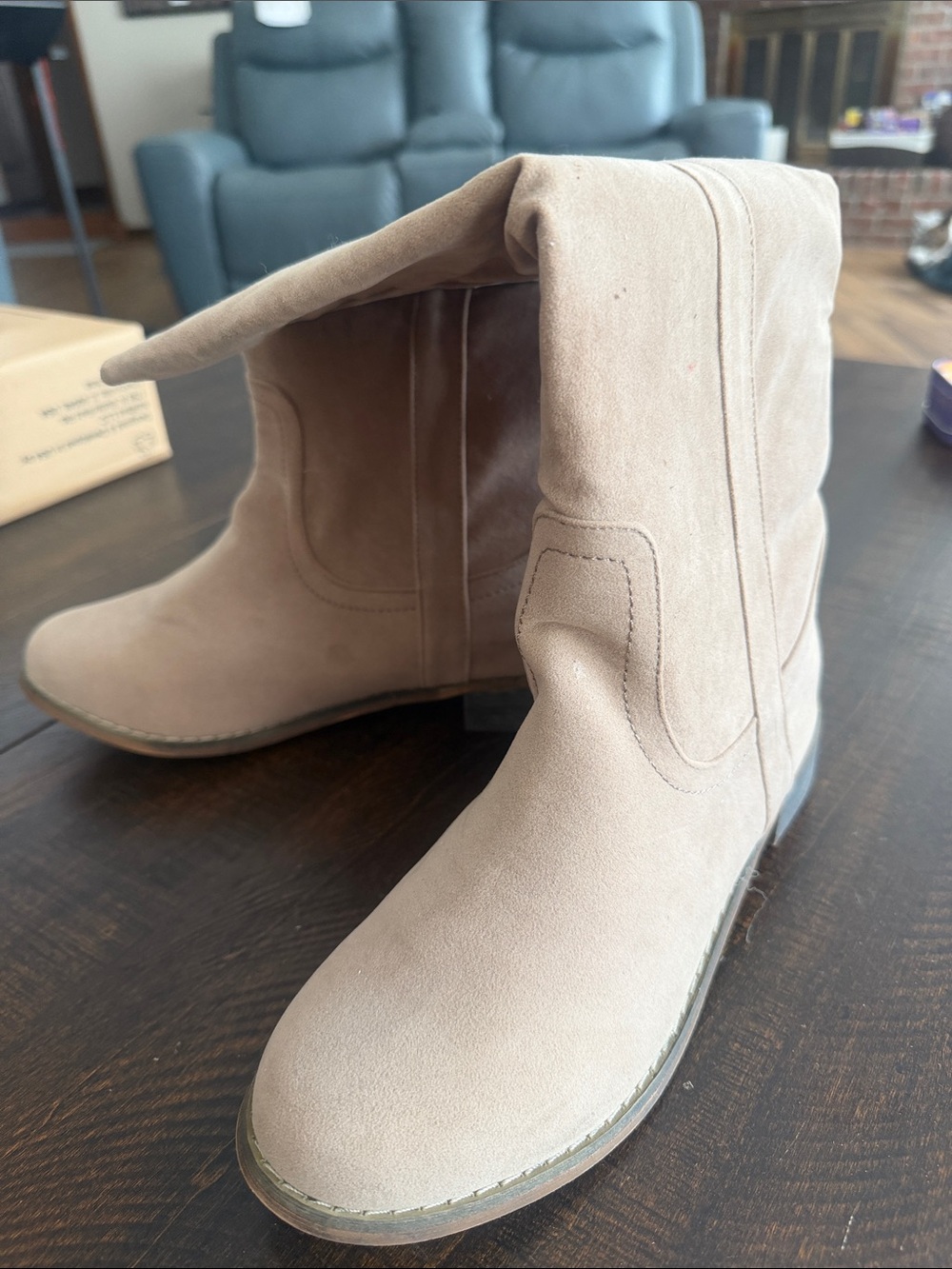 Women's Knee-High Heeled Boots in Beige - Picture 2 of 5